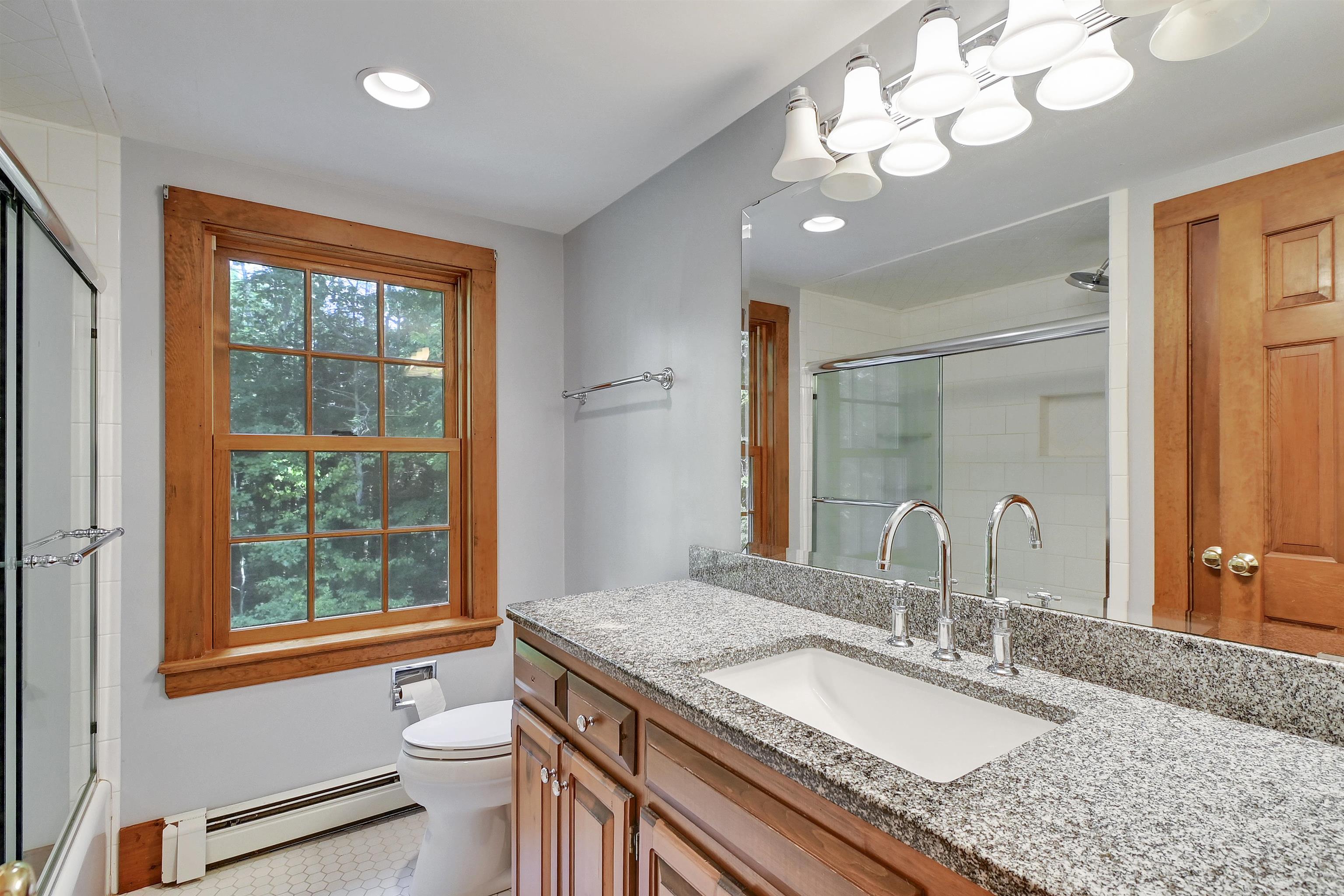 232 Ash Swamp Road Newmarket, NH 03857 - Photo 11 of 44