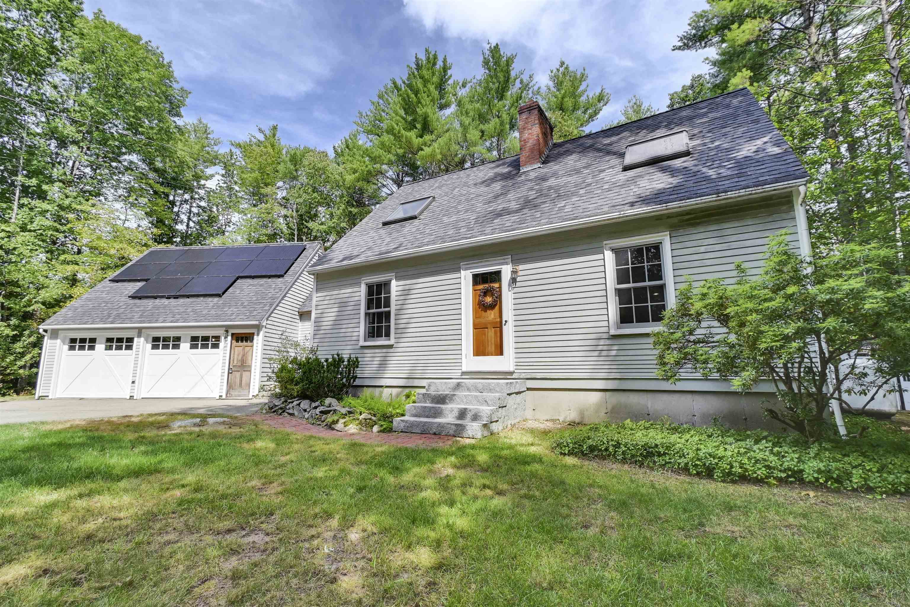 232 Ash Swamp Road Newmarket, NH 03857 - Photo 2 of 44