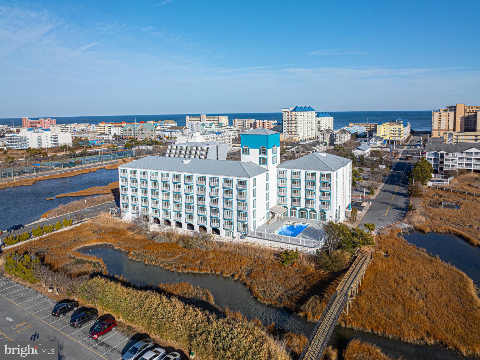 200 59th Street, Unit 209 Ocean City, MD 21842 - Photo 47 of 49 a balcony with city view