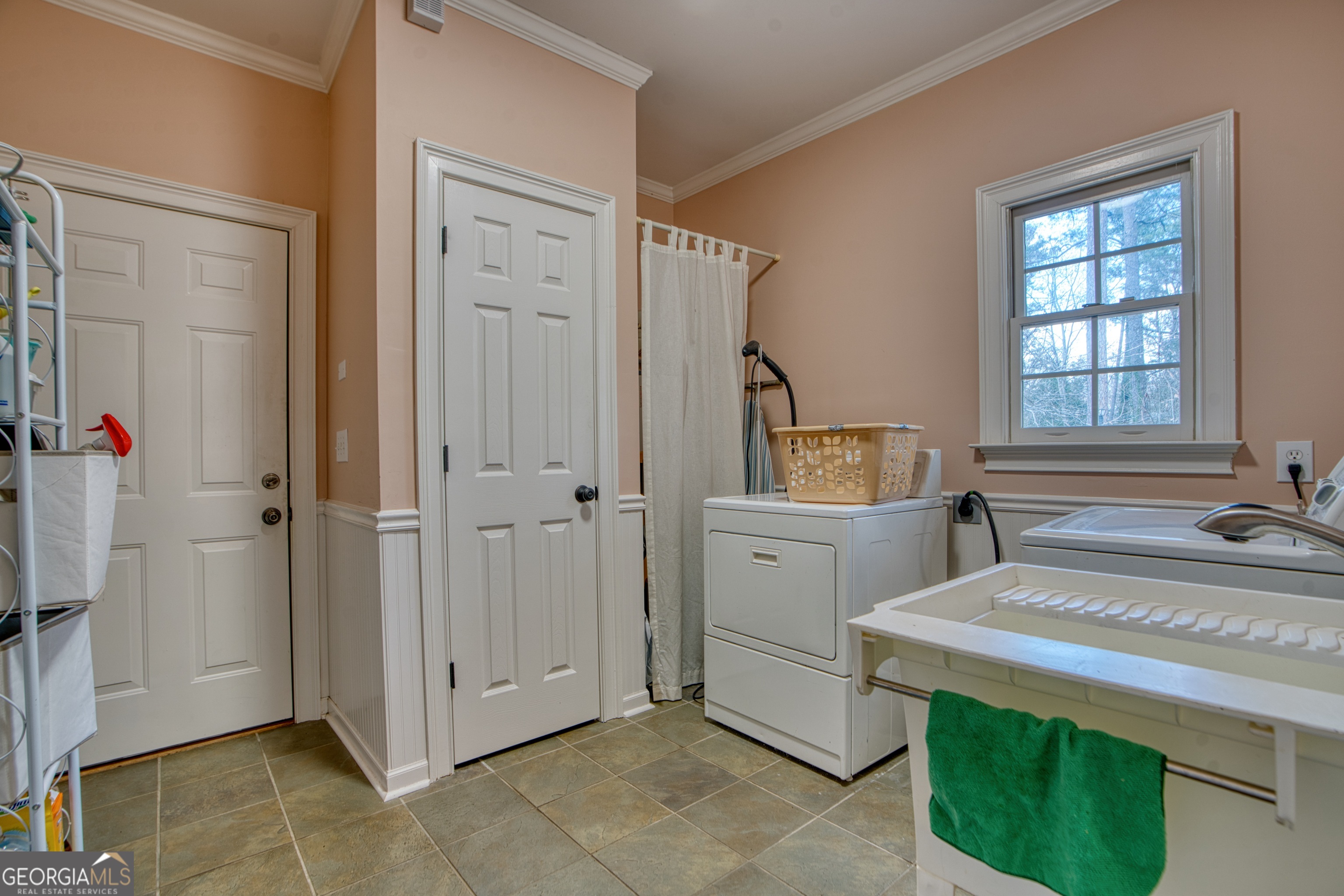 201 Bass Avenue Southwest Rome, GA 30165 - Photo 11 of 32 a bathroom with a sink a toilet and shower