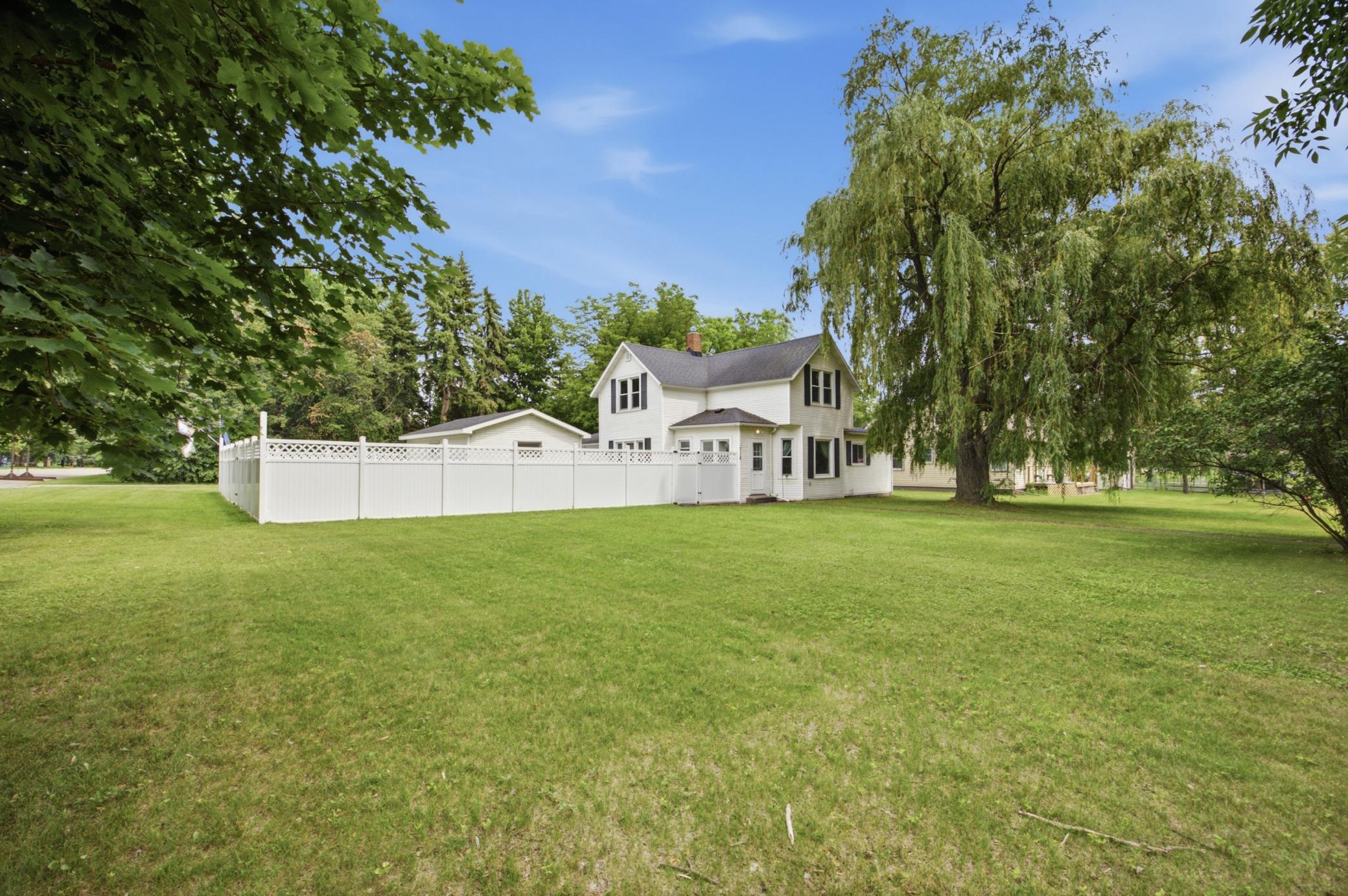 716 3rd Street Hawley, MN 56549 - Photo 2 of 42
