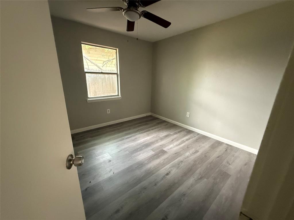 109 Ray Street Arlington, TX 76010 - Photo 7 of 9