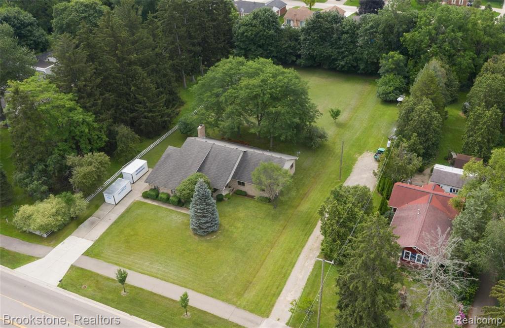 679 West Hamlin Road Rochester Hills, MI 48307 - Photo 1 of 35 Gallery Image 1