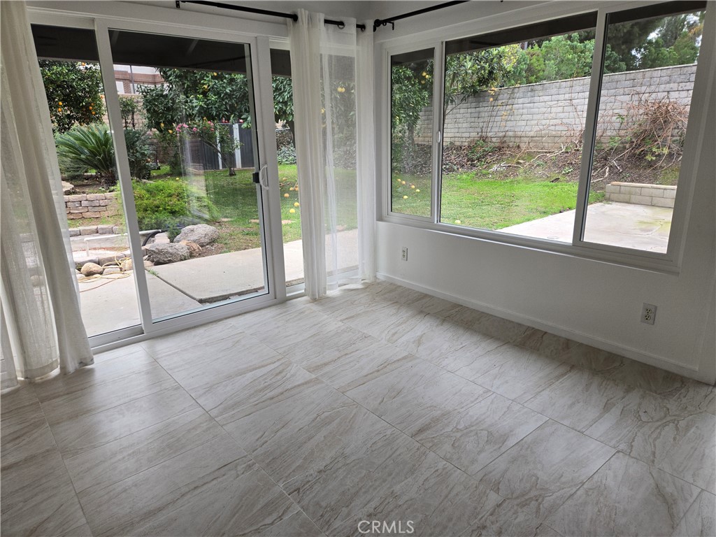 955 Le Conte Drive Riverside, CA 92507 - Photo 13 of 17