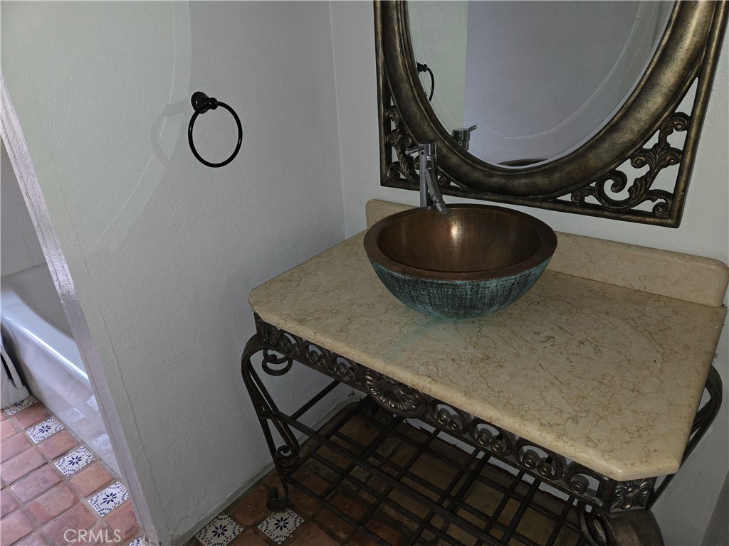 955 Le Conte Drive Riverside, CA 92507 - Photo 10 of 17