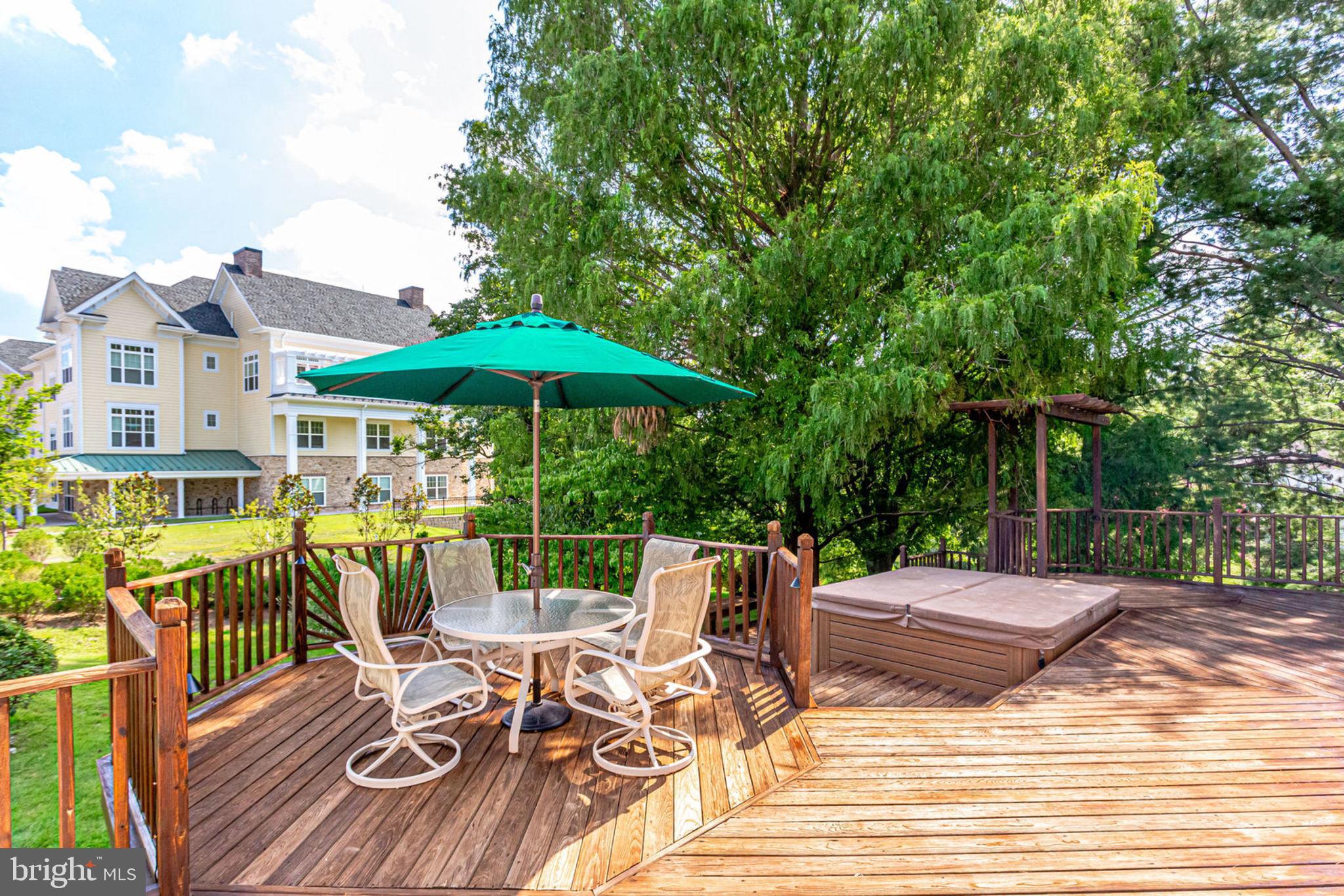 9530 Burning Branch Road Burke, VA 22015 - Photo 38 of 43 Plenty of room for entertaining.