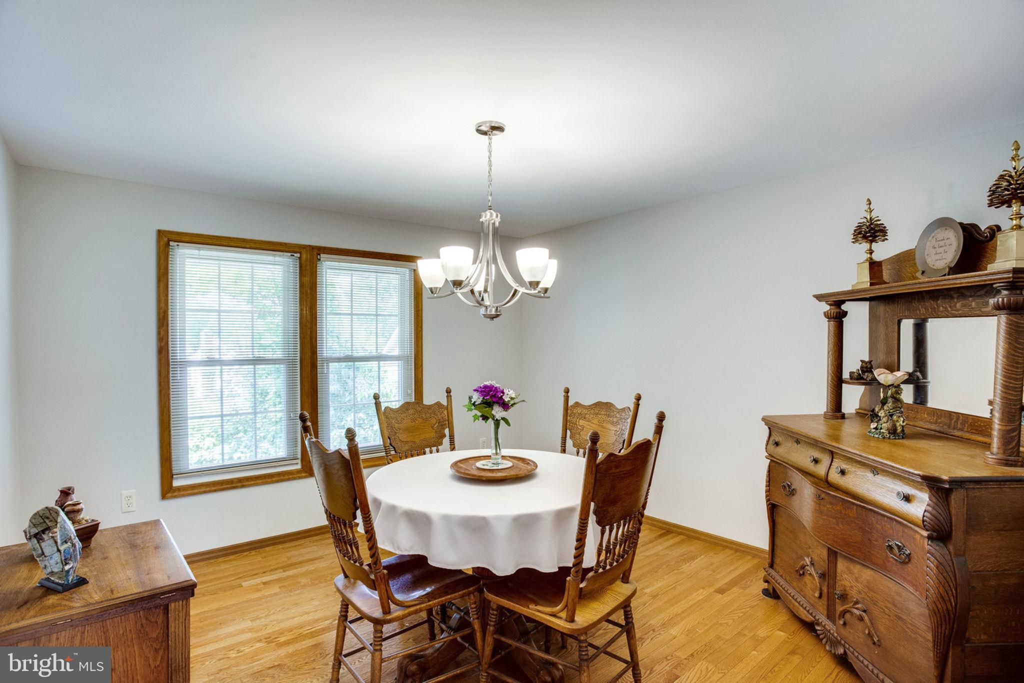 9530 Burning Branch Road Burke, VA 22015 - Photo 9 of 43 Gallery Image 9