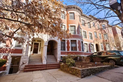 $1,499,900 | 195 Winthrop Road, Unit 1, Brookline, MA 02445