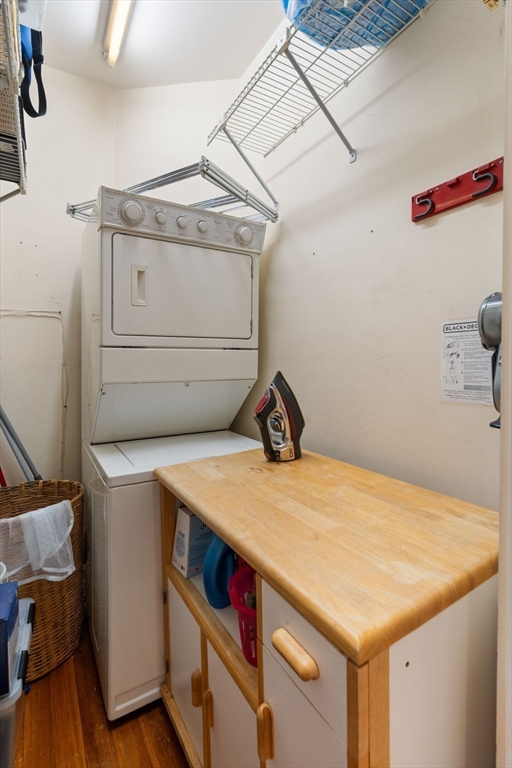 195 Winthrop Road, Unit 1 Brookline, MA 02445 - Photo 13 of 29