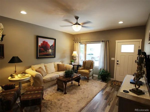 $785,000 | 219 Summitview Lane, Poncha Springs, CO 81201