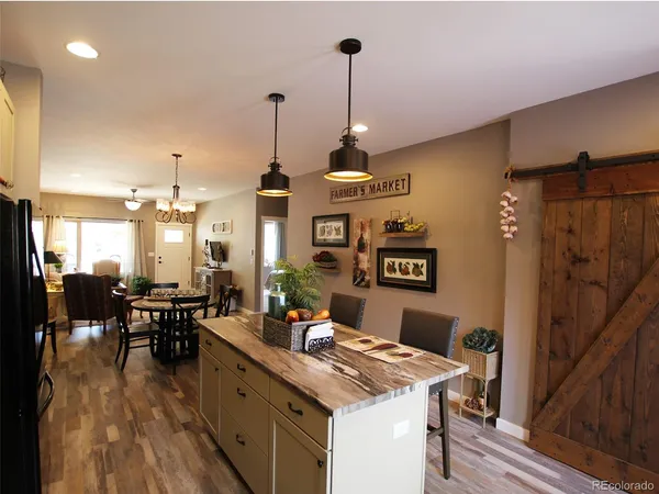 $785,000 | 219 Summitview Lane, Poncha Springs, CO 81201