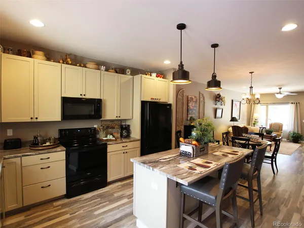 $785,000 | 219 Summitview Lane, Poncha Springs, CO 81201