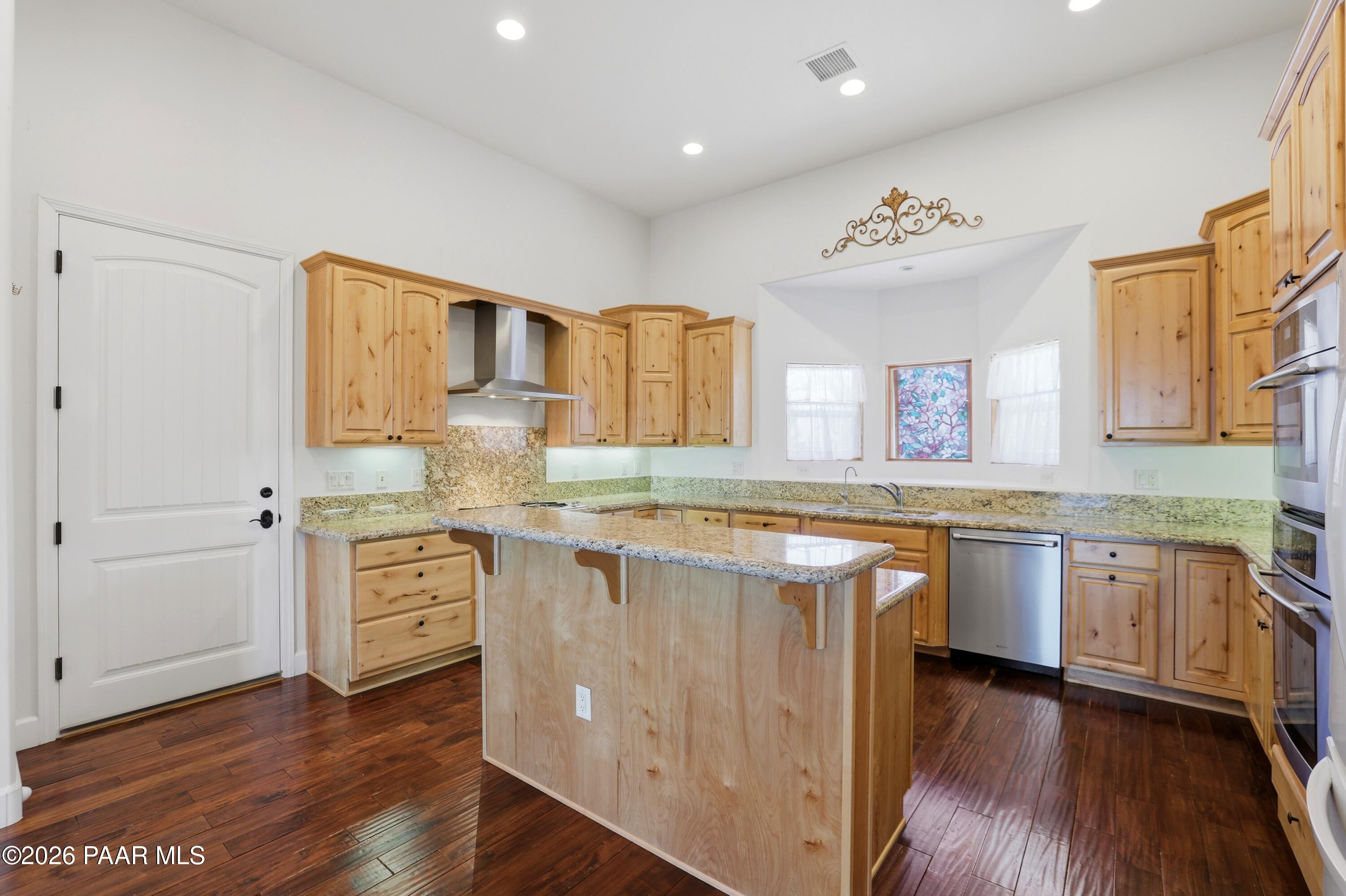15975 Pandy Lane Dewey, AZ 86327 - Photo 16 of 39 Kitchen