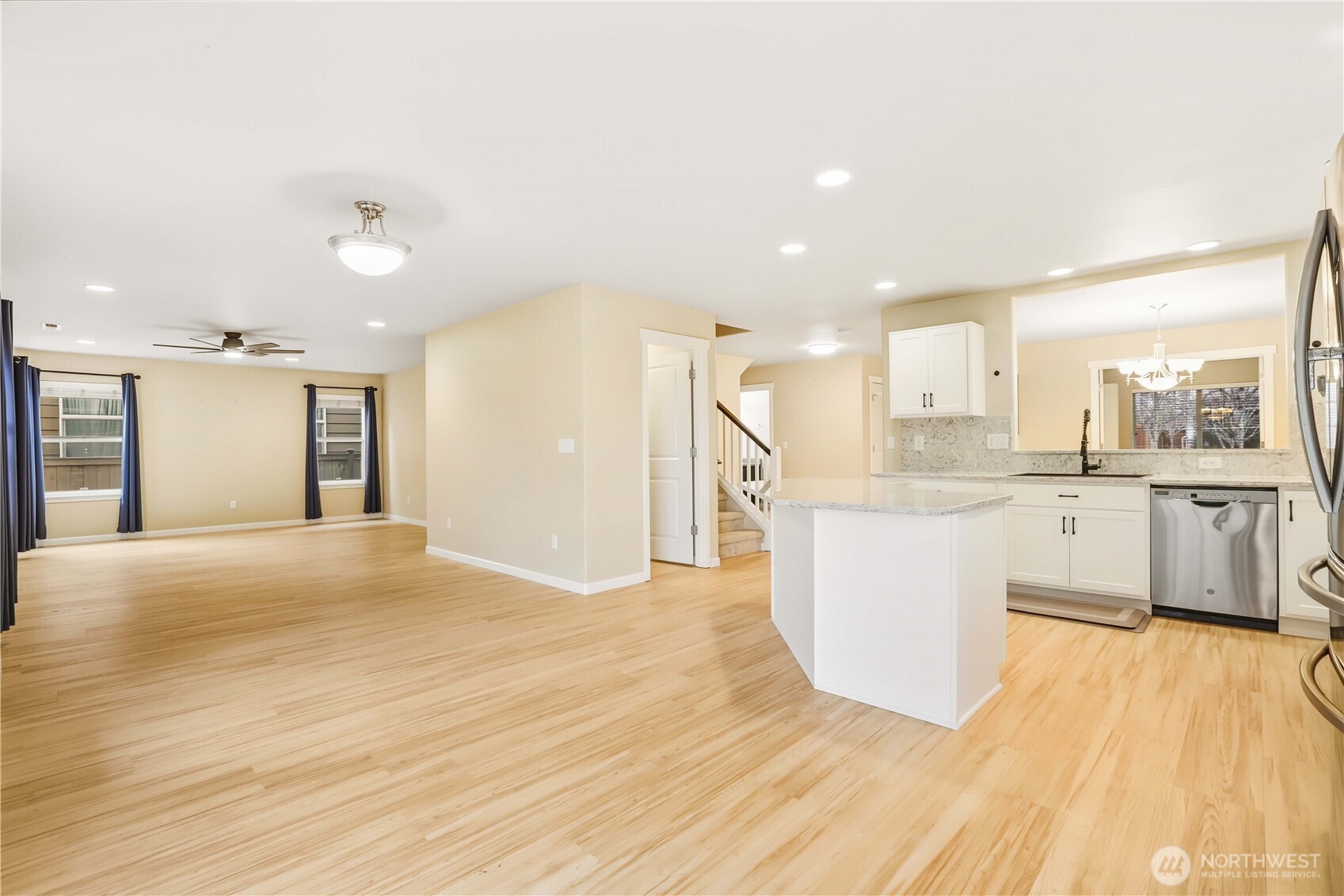 616 Panorama Ridge Mount Vernon, WA 98273 - Photo 5 of 31