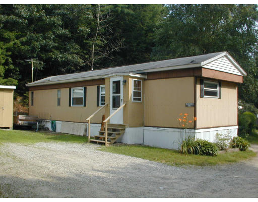 10-4 Southbridge Road, Unit 4 Oxford, MA 01537 - Photo 1 of 1 Gallery Image 1