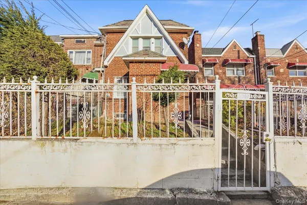 $570,000 | 3310 Bouck Avenue | Baychester