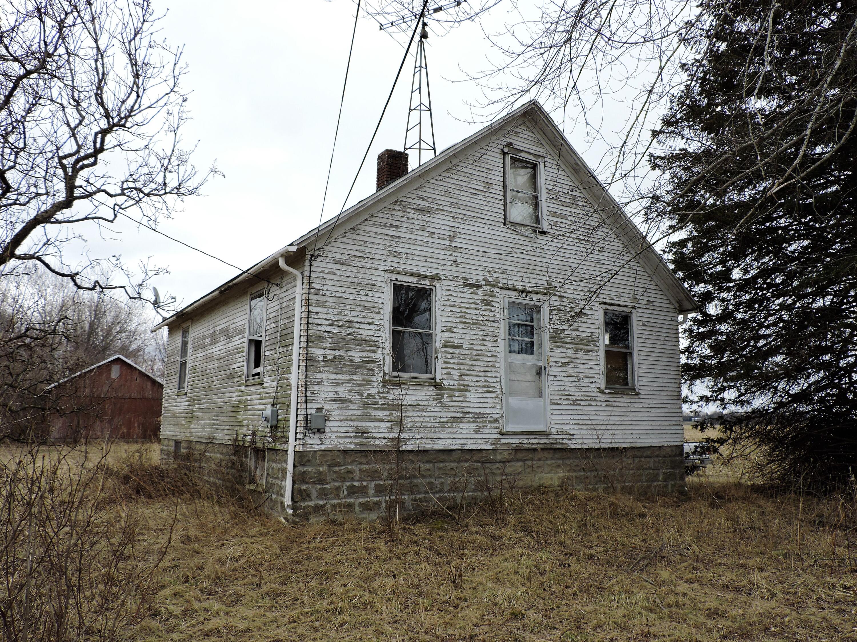 4843 South Pipestone Road Sodus, MI 49126 - Photo 1 of 17 DSCN9687