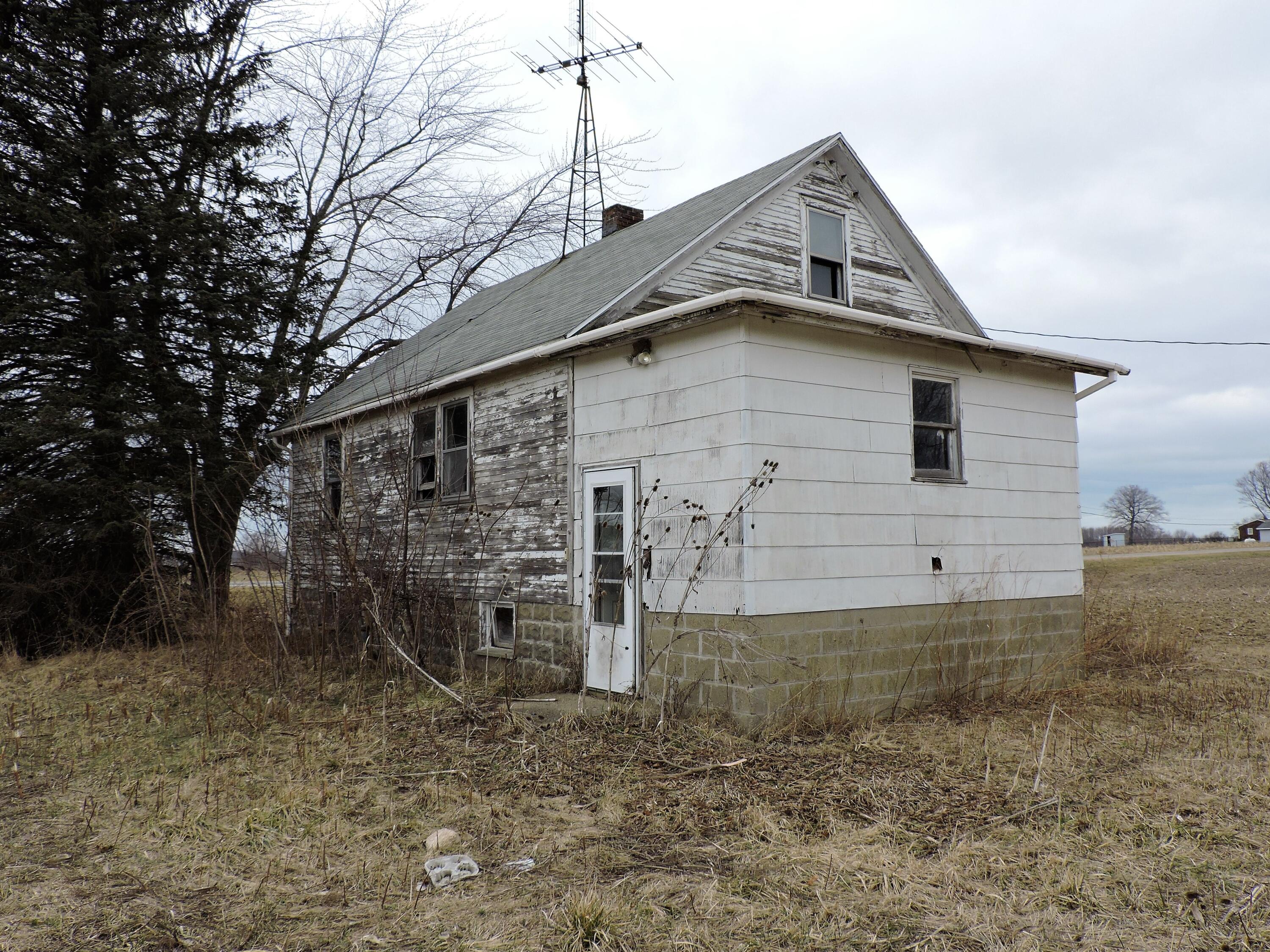 4843 South Pipestone Road Sodus, MI 49126 - Photo 8 of 17 DSCN9685