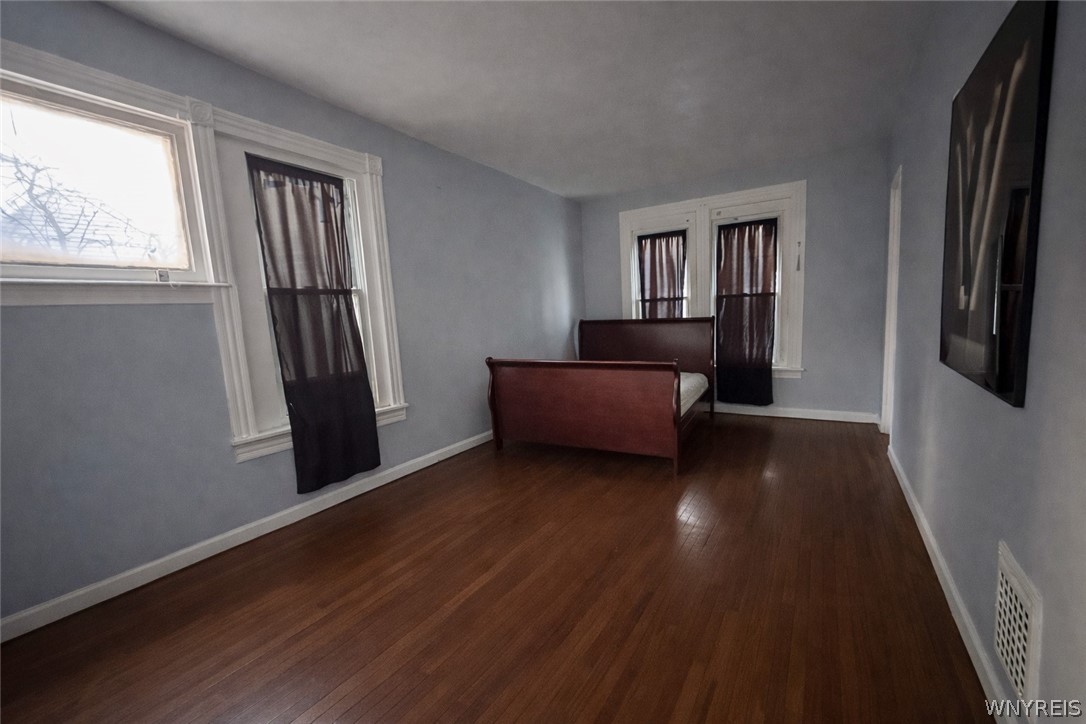 112 School Street Buffalo, NY 14213 - Photo 7 of 7