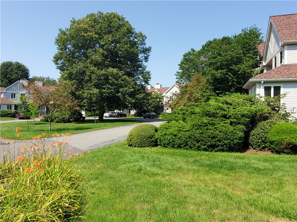 15 Hammersmith Road, Unit 33 Newport, RI 02840 - Photo 28 of 49 Lower Complex