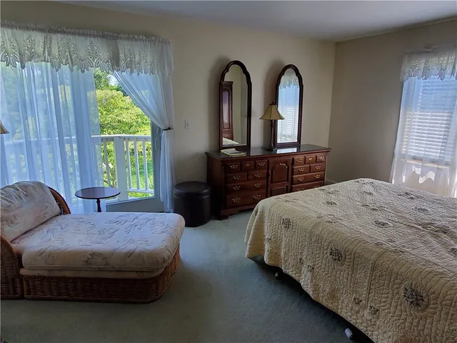 $3,000 | 15 Hammersmith Road, Unit 33, Newport, RI 02840