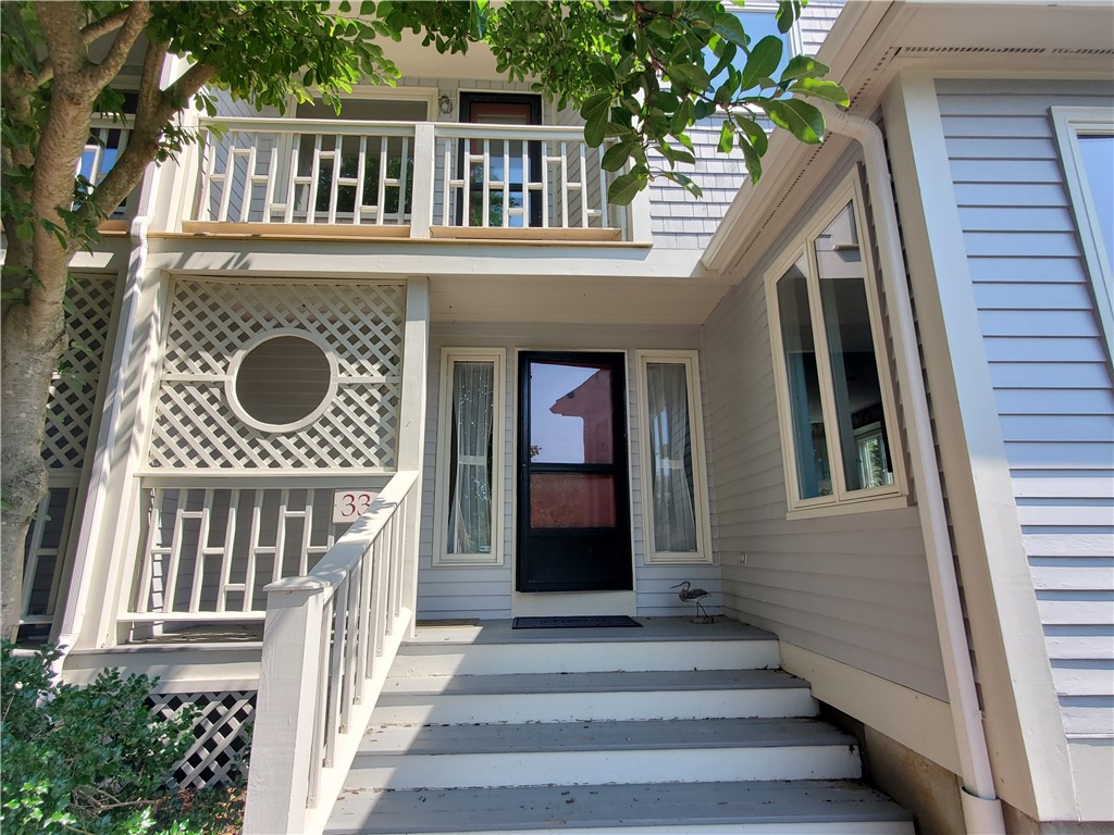 15 Hammersmith Road, Unit 33 Newport, RI 02840 - Photo 4 of 49 Front door and balcony on 2nd floor