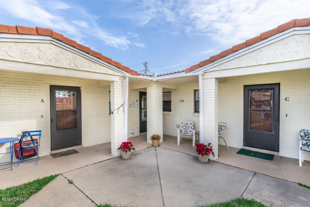 123 Cardinal Drive, Unit B Ormond Beach, FL 32176 - Photo 2 of 25 Front-Close
