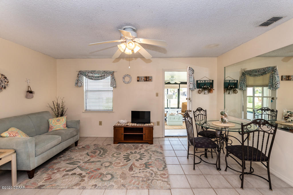 123 Cardinal Drive, Unit B Ormond Beach, FL 32176 - Photo 4 of 25 Living/Dining 1