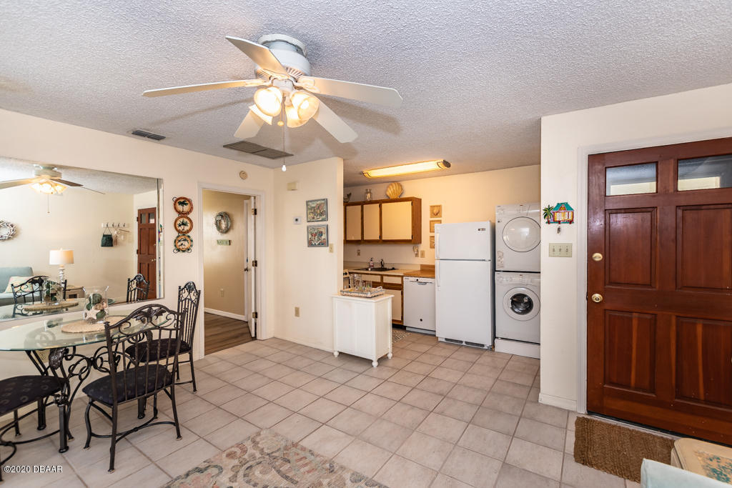 123 Cardinal Drive, Unit B Ormond Beach, FL 32176 - Photo 7 of 25 Kitchen 1