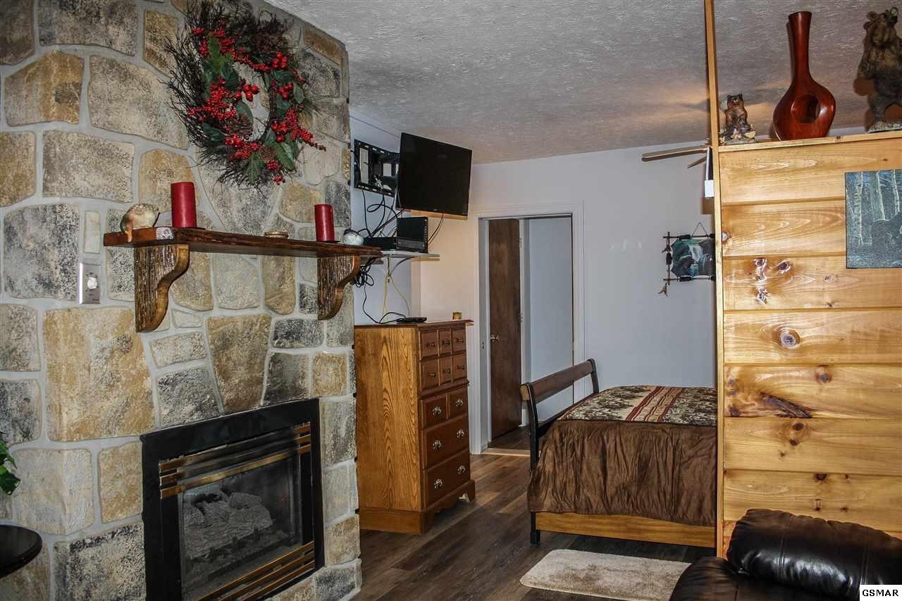 2036 Ridge Road, Unit 12 Pigeon Forge, TN 37863 - Photo 11 of 21 Gallery Image 11