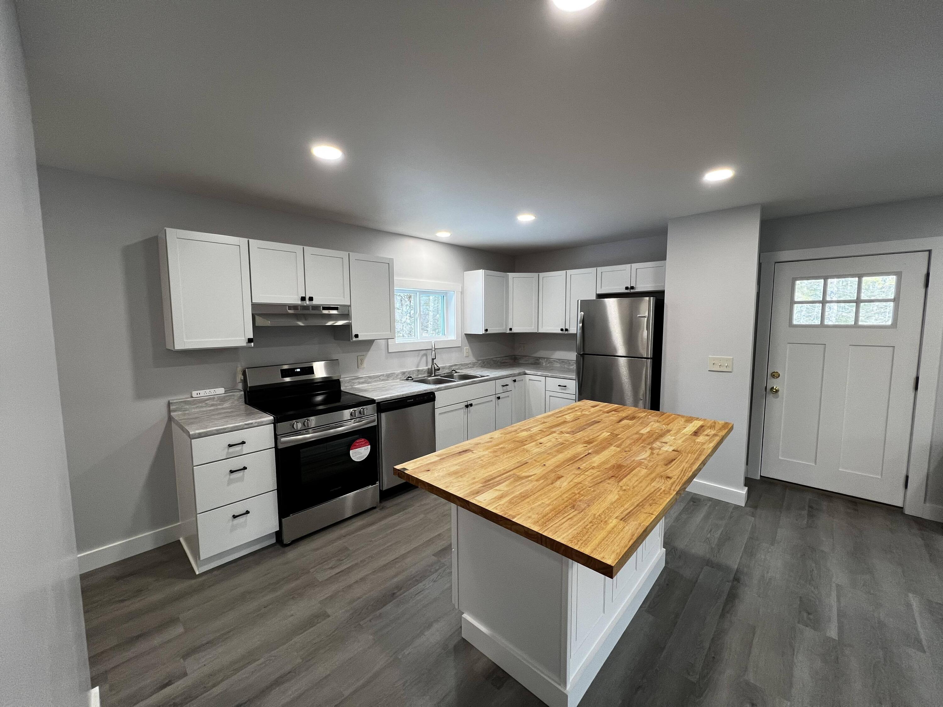 236 Bill Luce Road Washington, ME 04574 - Photo 16 of 43 Kitchen