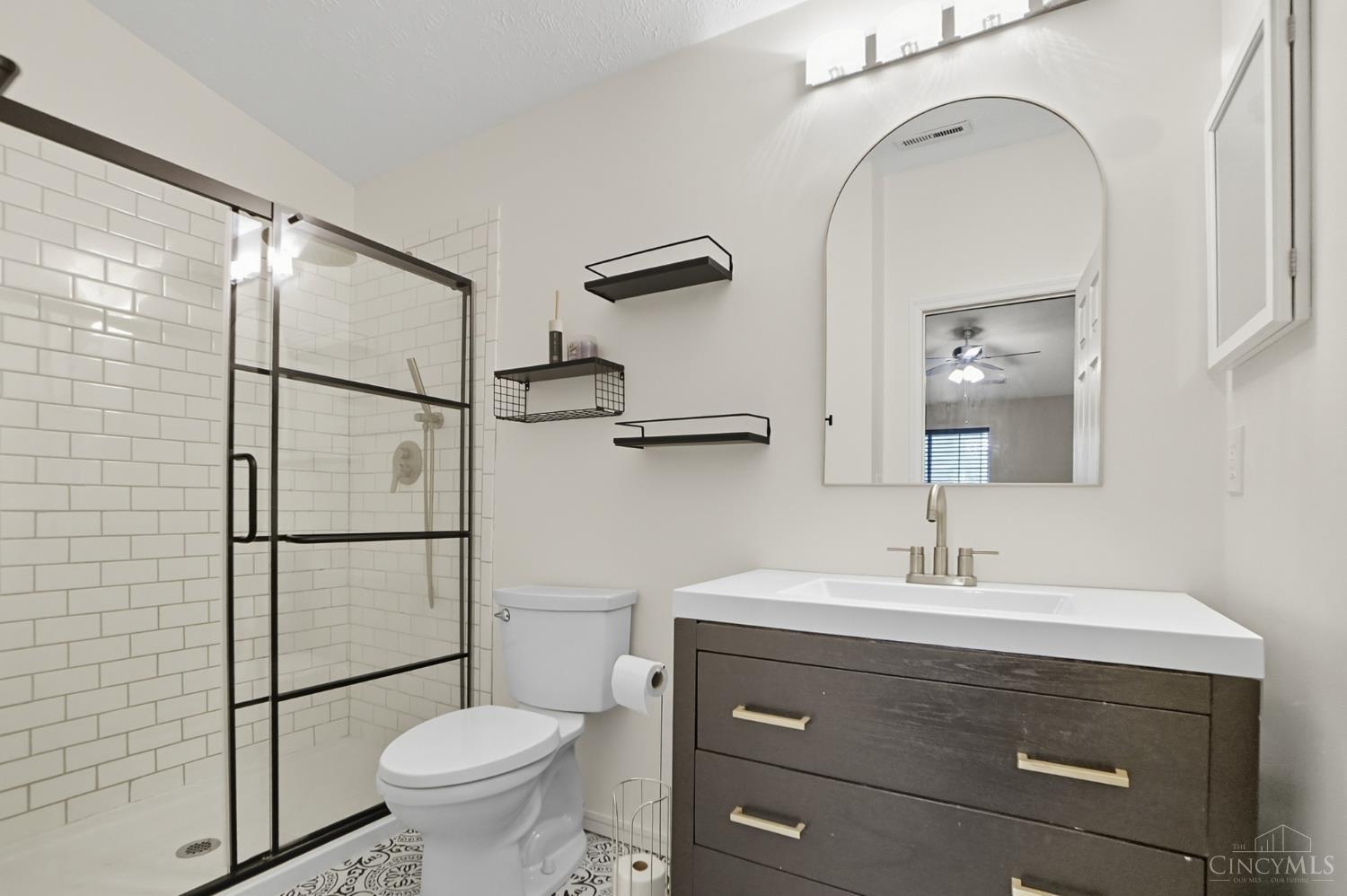 7392 Ridgepoint Drive, Unit 9 Cincinnati, OH 45230 - Photo 21 of 30 Gallery Image 21