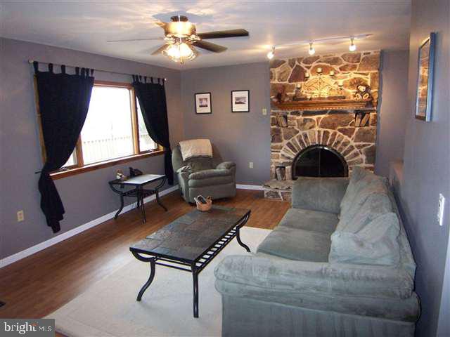 7761 Spring Road New Bloomfield, PA 17068 - Photo 4 of 10 Gallery Image 4