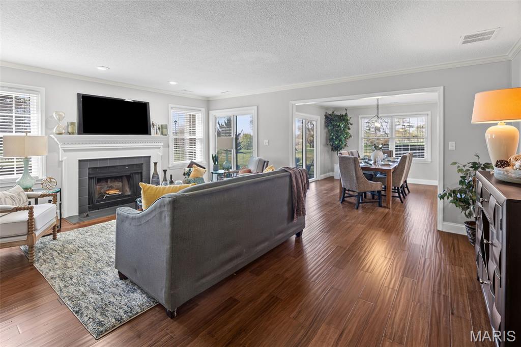 216 Country Club View Edwardsville, IL 62025 - Photo 7 of 50