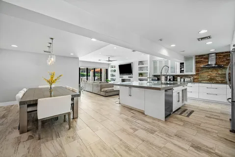 $3,125,000 | 740 Northeast 36th Street, Boca Raton, FL 33431