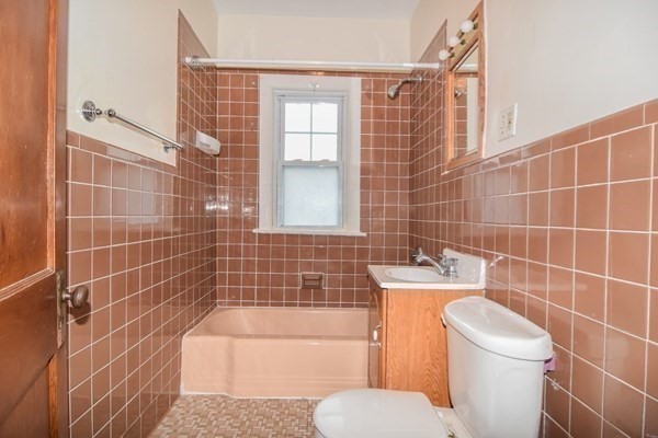 51 Windsor Road, Unit 2 Medford, MA 02155 - Photo 13 of 17