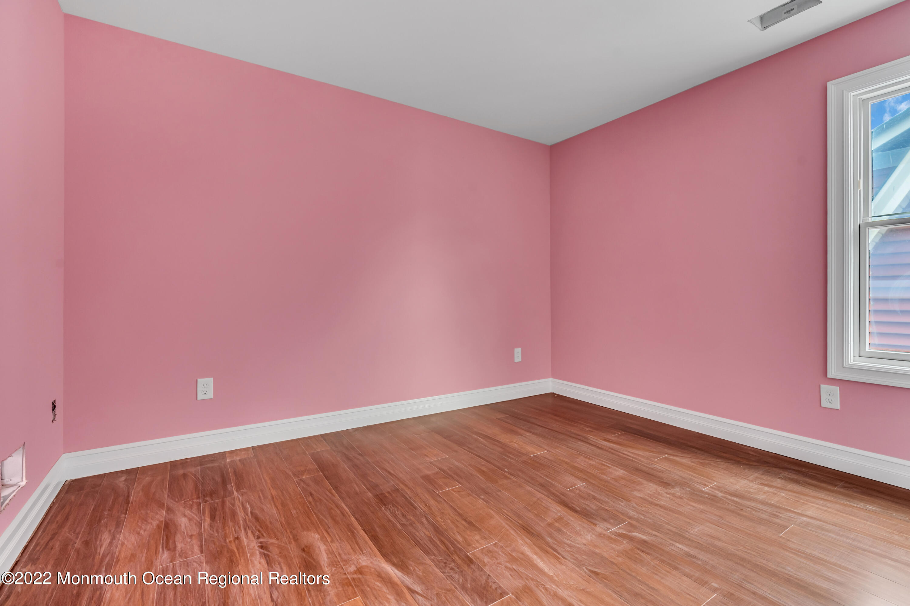 136 Broadway Keyport, NJ 07735 - Photo 29 of 48 034_dsc00456