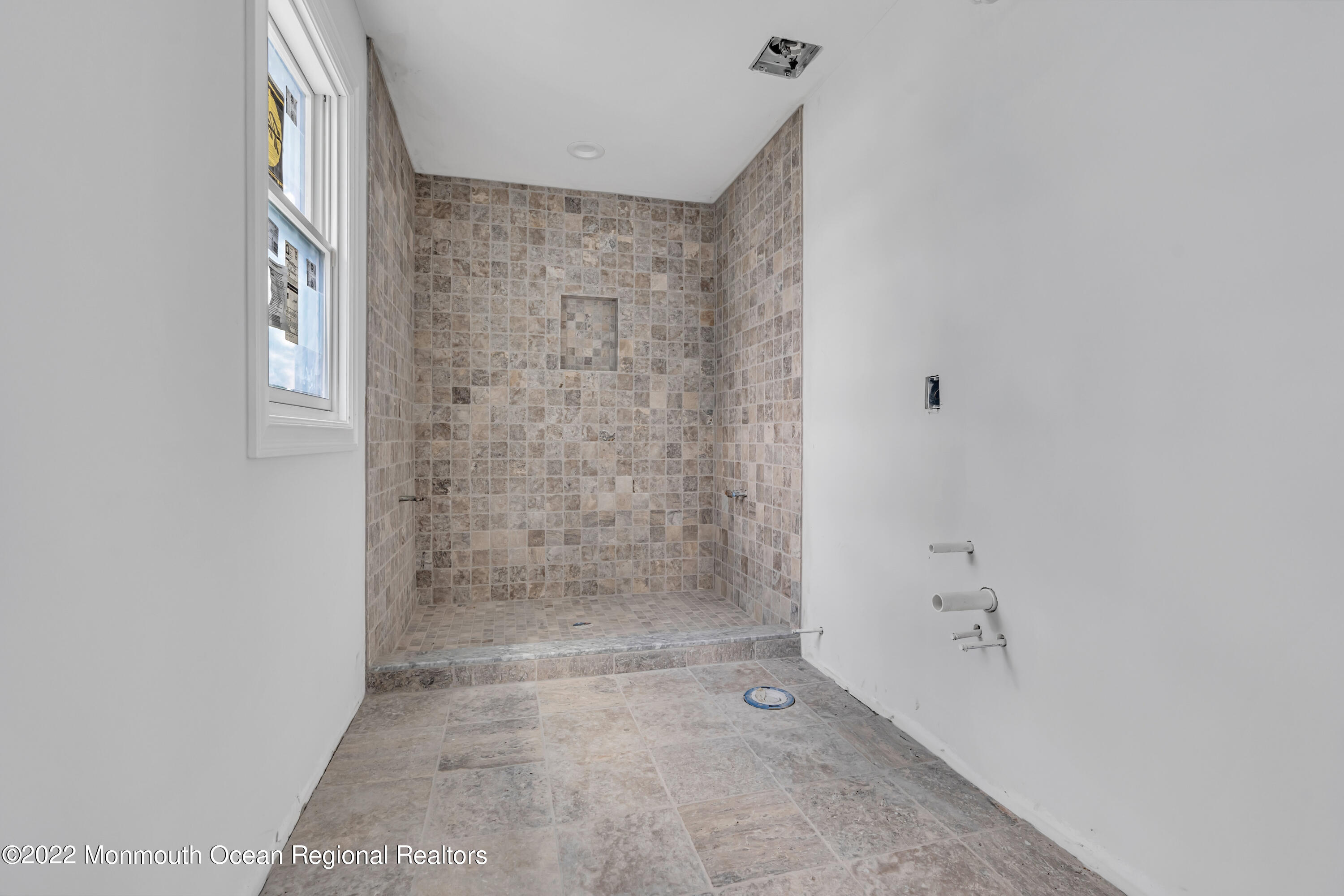 136 Broadway Keyport, NJ 07735 - Photo 35 of 48 040_dsc00486