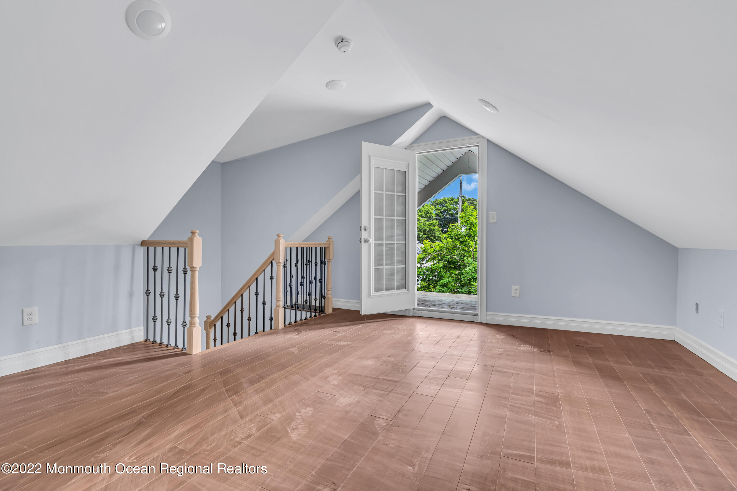 136 Broadway Keyport, NJ 07735 - Photo 37 of 48 042_dsc00496