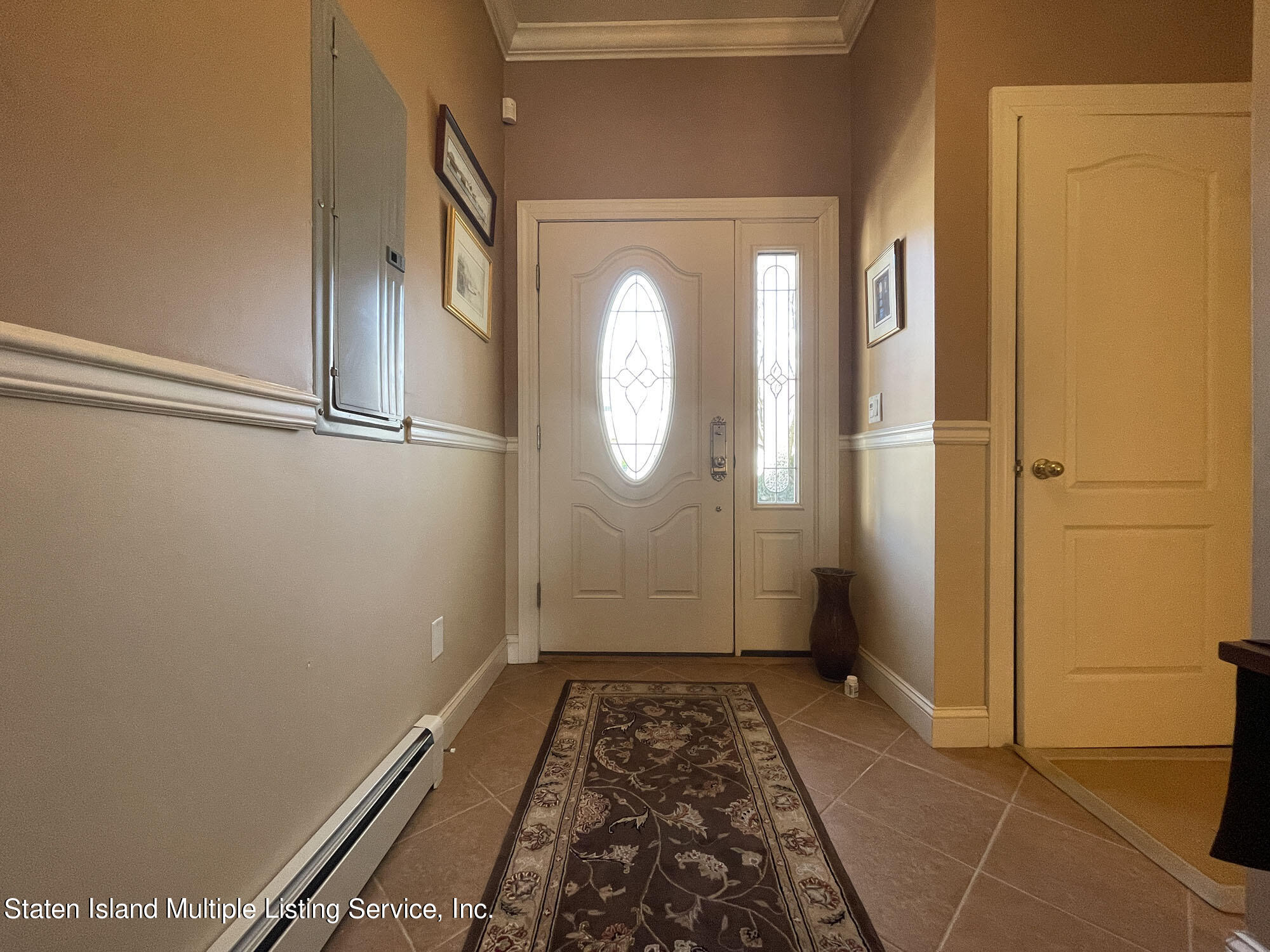 30 Topside Lane Staten Island, NY 10309 - Photo 3 of 27 IMG_5629