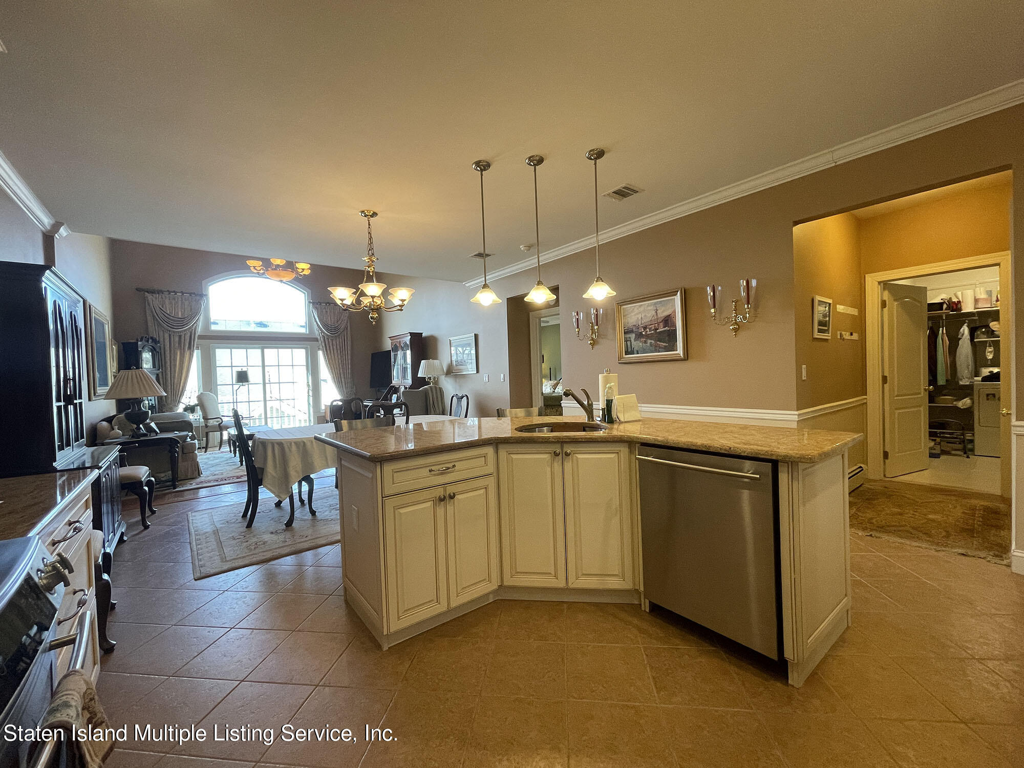 30 Topside Lane Staten Island, NY 10309 - Photo 6 of 27 IMG_5632