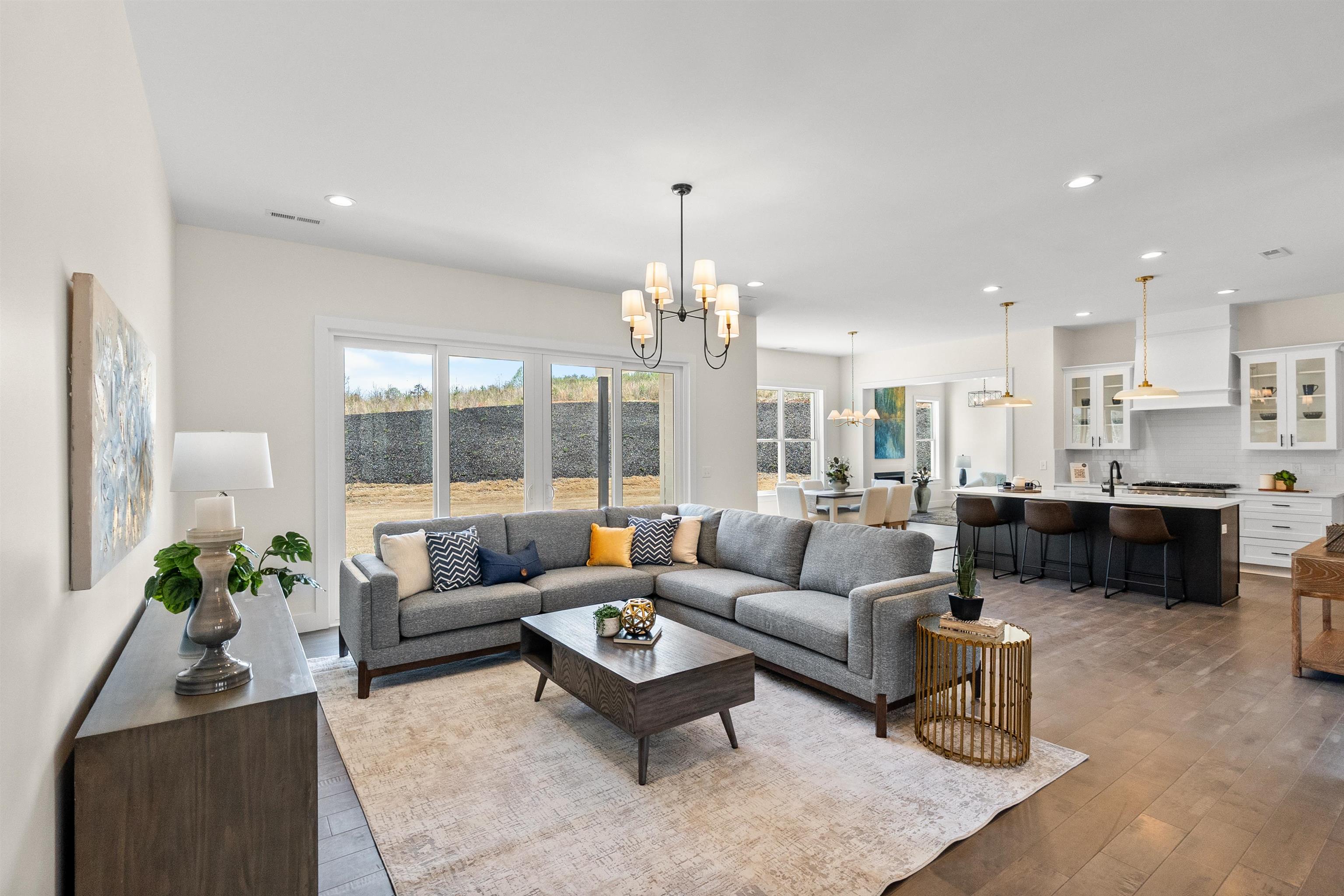 6910 Mountain View Road Taylors, SC 29687 - Photo 4 of 37