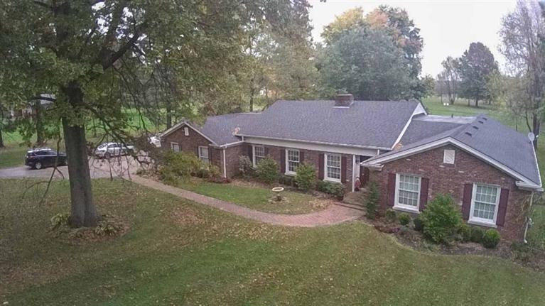 2221 Hume Road Lexington, KY 40516 - Photo 9 of 46 Photo 9