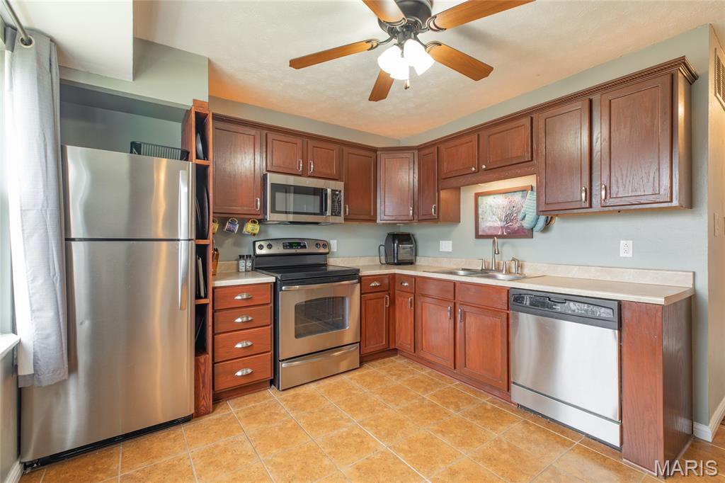 7732 Nightingale Lane Godfrey, IL 62035 - Photo 12 of 29