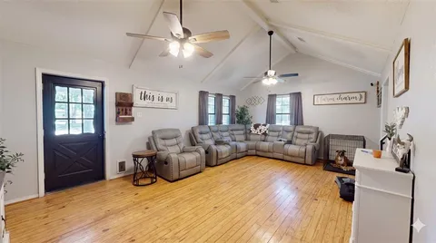 $355,000 | 32894 County Road 2142, Kemp, TX 75143