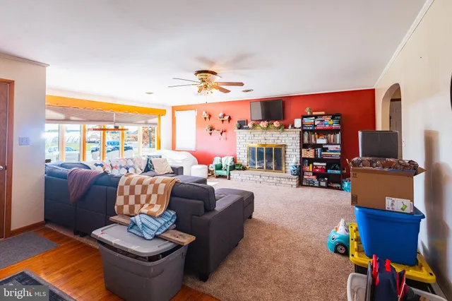 $379,900 | 12689 Williamsport Pike, Greencastle, PA 17225