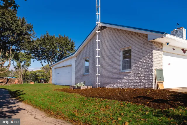 $379,900 | 12689 Williamsport Pike, Greencastle, PA 17225