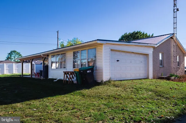 $379,900 | 12689 Williamsport Pike, Greencastle, PA 17225