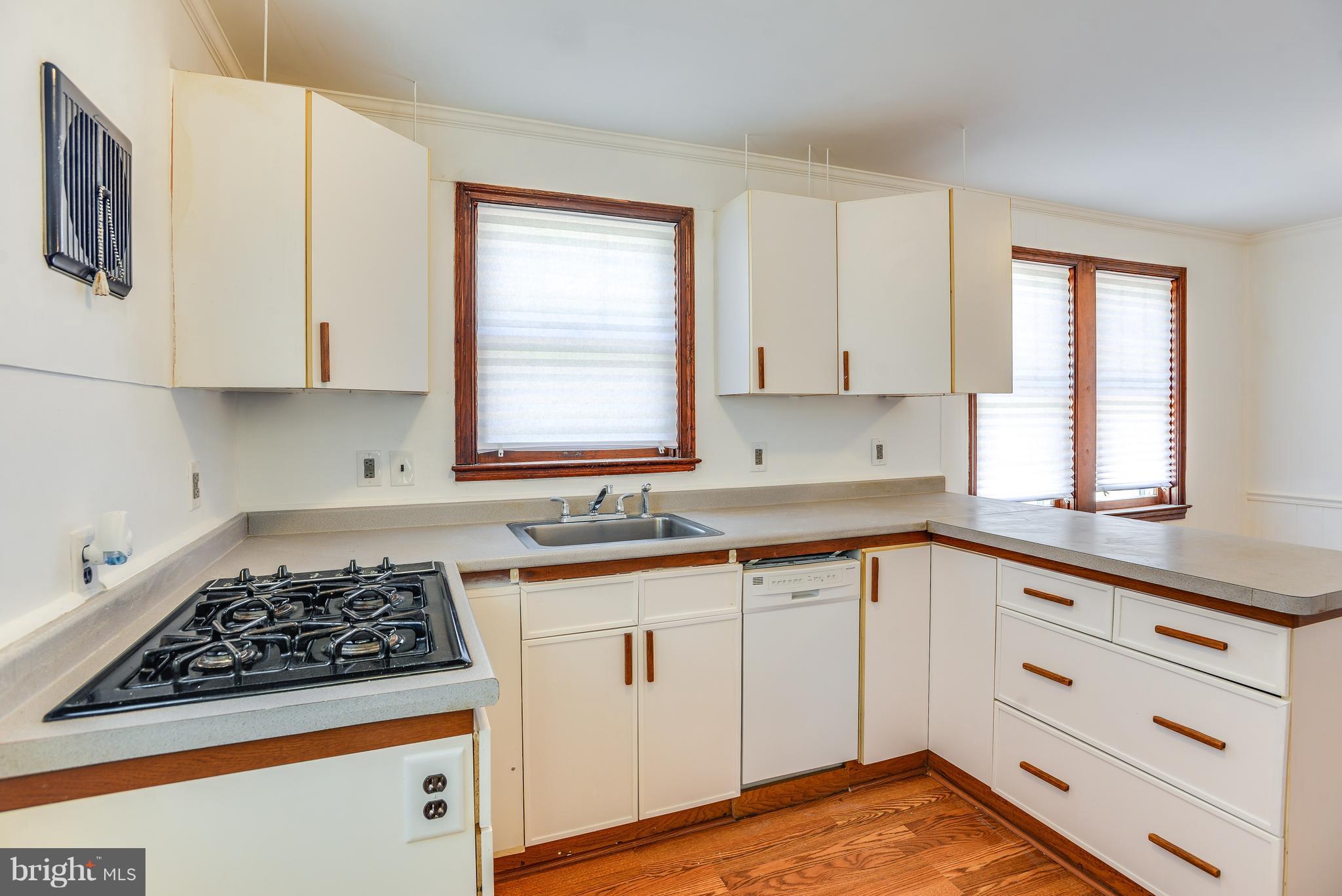 8116 Telegraph Road Severn, MD 21144 - Photo 4 of 30 Kitchen