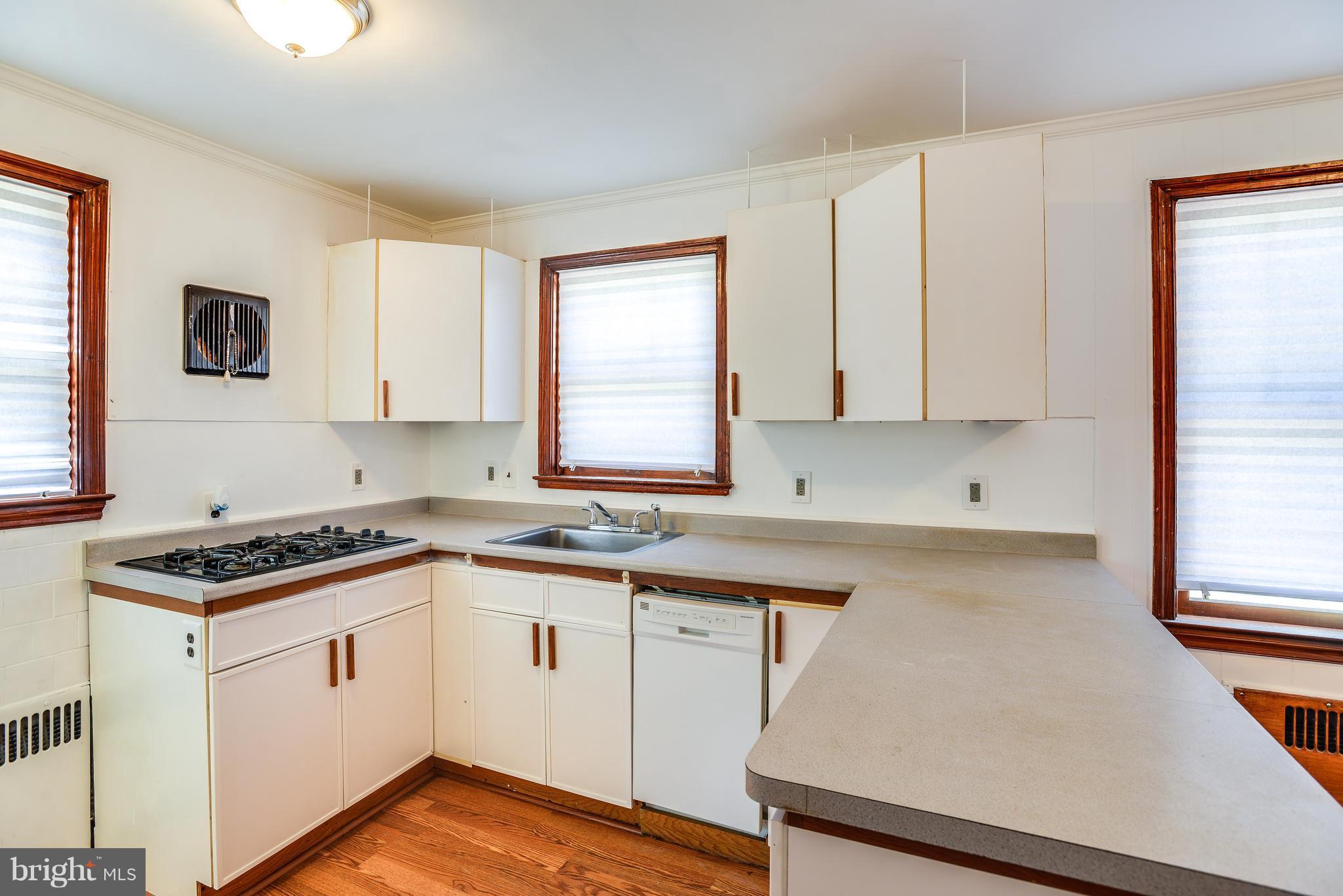 8116 Telegraph Road Severn, MD 21144 - Photo 5 of 30 Kitchen